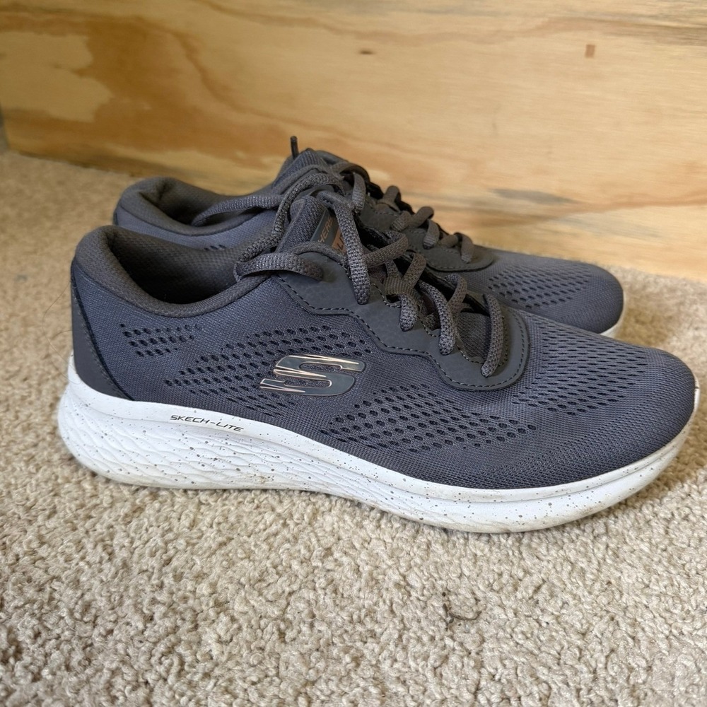Women's Skechers 7.5 Gray Sneakers Shoes